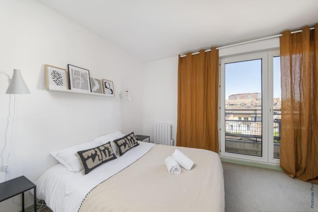 טולוז Nocnoc - Le Pargamin - Large Duplex Place Saint-Pierre מראה חיצוני תמונה